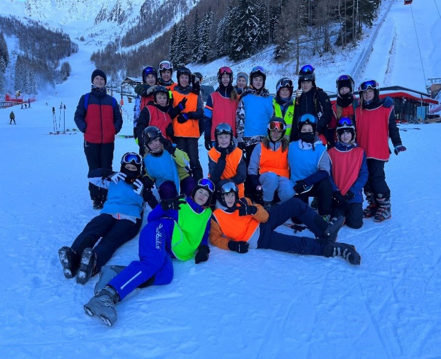 Die Klasse 7A am letzten Skitag